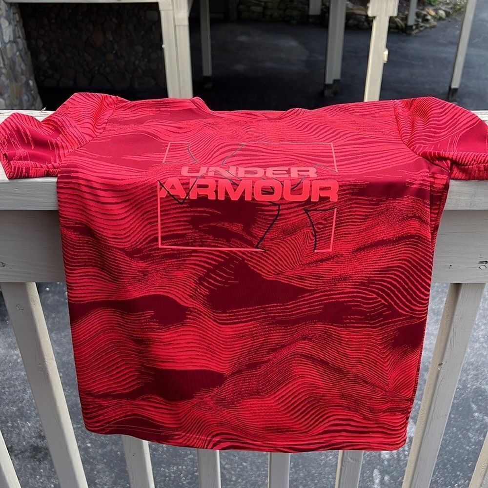 🚘🎈Red Under Armor Shirt For Youth Boys 🚘🎈